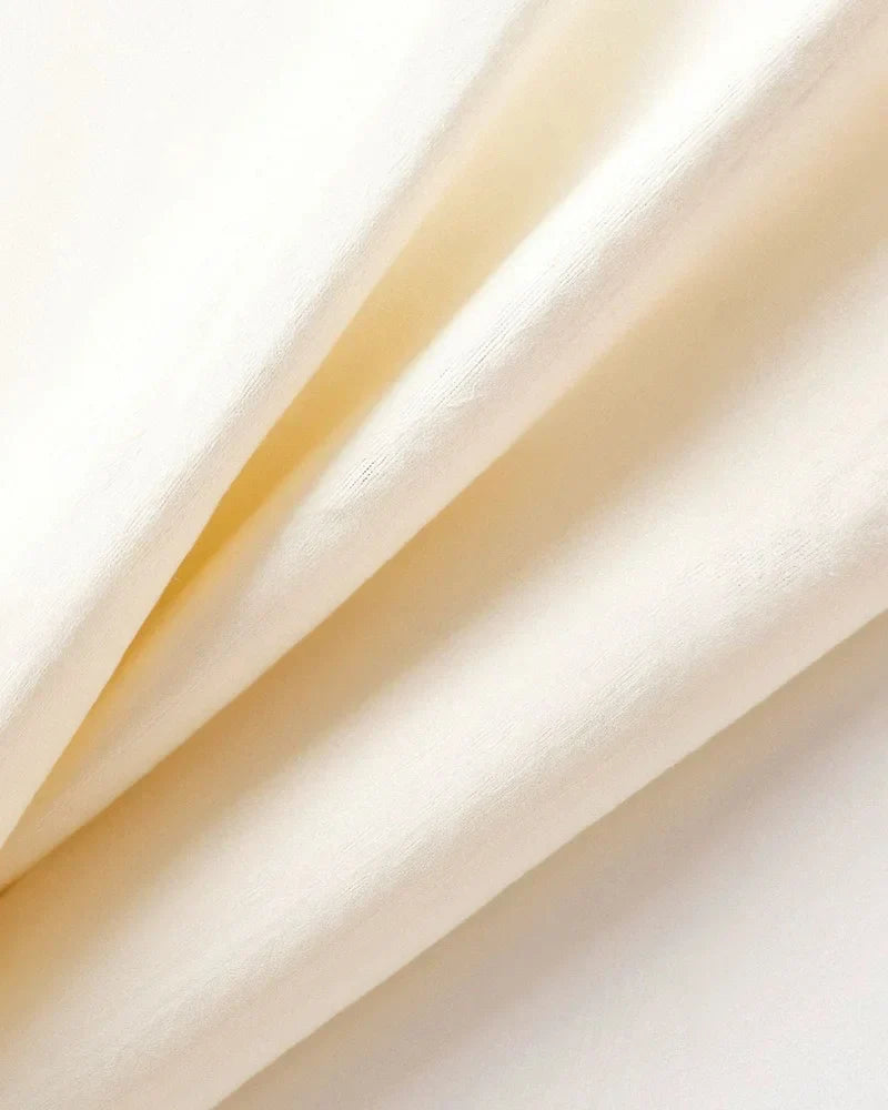 POLO SU MISURA IN PIQUÉ CON DETTAGLI A CONTRASTO