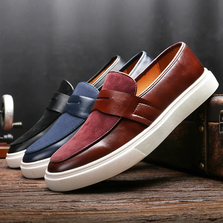 SCARPE DA GINNASTICA CON DESIGN A MOCASSINO