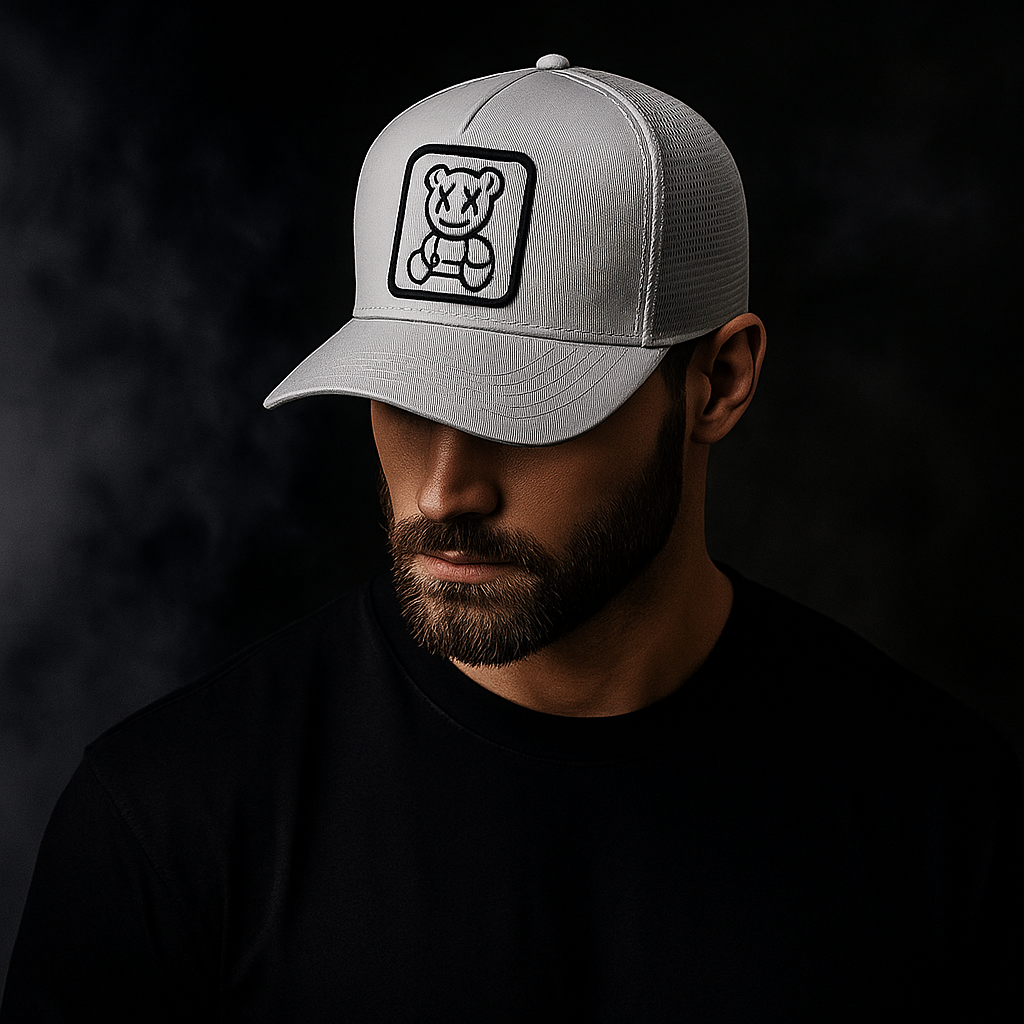 ROVESSA ROMA | CAPPELLINO TRUCKER CON ORSETTO DI PELUCHE